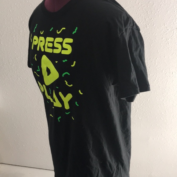 Ladies “Press Play” Take Action T-shirt Size M - Picture 4 of 7